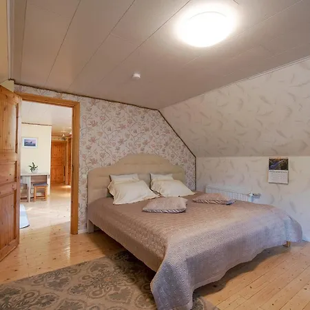 Appartamento Sulevi With Sauna And Terrace Reval