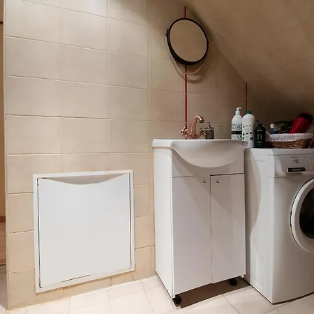 Appartamento Sulevi With Sauna And Terrace Reval